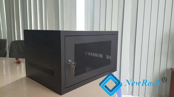 Sản xuất lắp ráp tủ mạng, tủ Rack 4U, 6U, 10U, 12U, 15U, 20U, 27U, 32U ...